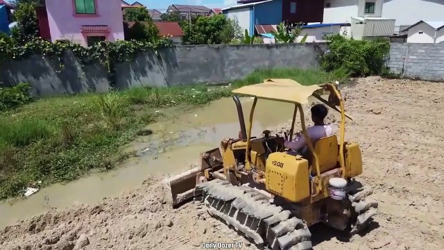 Amazing Bulldozer Komatsu D31P Showing Power Pushing Soil and Clear Forest Fill the Homeland