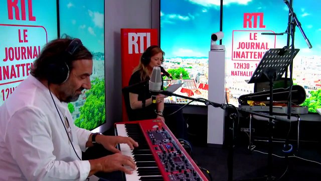Nathalie Renoux présentait son avant-dernier Journal inattendu sur RTL le samedi 21 juin 2025