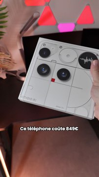 Ce téléphone coûte 849€ et fait les choses différemment. Unboxing du Nothing Phone 3#nothing #smartphone #unboxing #tech #téléphone