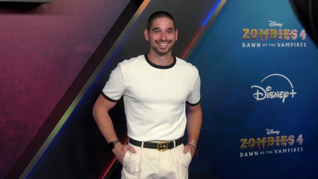 Alan Bersten Zombies 4: Dawn of the Vampires Premiere Blue Carpet