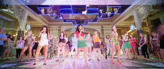 Lat Lag Gayee - Bollywood Song 🎶