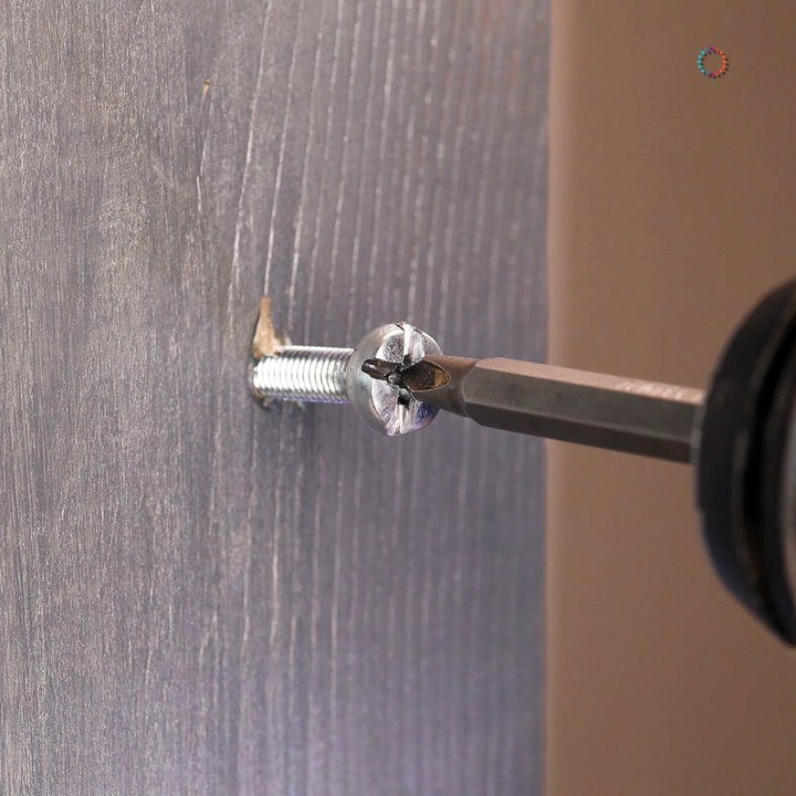 Fixing screws made easy 🔩✨