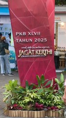 PLN Mobile dapat didownload melalui Play Store dan App Store. Pengguna dapat langsung melakukan pencarian aplikasi PLN Mobile dan selanjutnya memilih proses install. Download sekarang #PLNMobile #TambahDayaPLN #BayarTagihanPLN #LaporanGangguanPLN