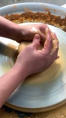 How to make a mug with a lid ⁉️ Pottery for Beginners Basics