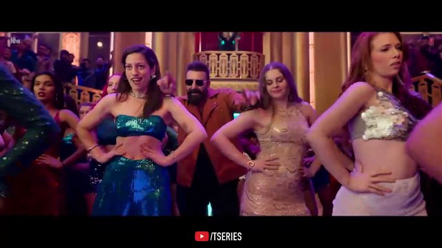 LAAL PARI (Song)_ Yo Yo Honey Singh _ Sajid Nadiadwala _ Tarun Mansukhani _ Housefull 5 - 6th June