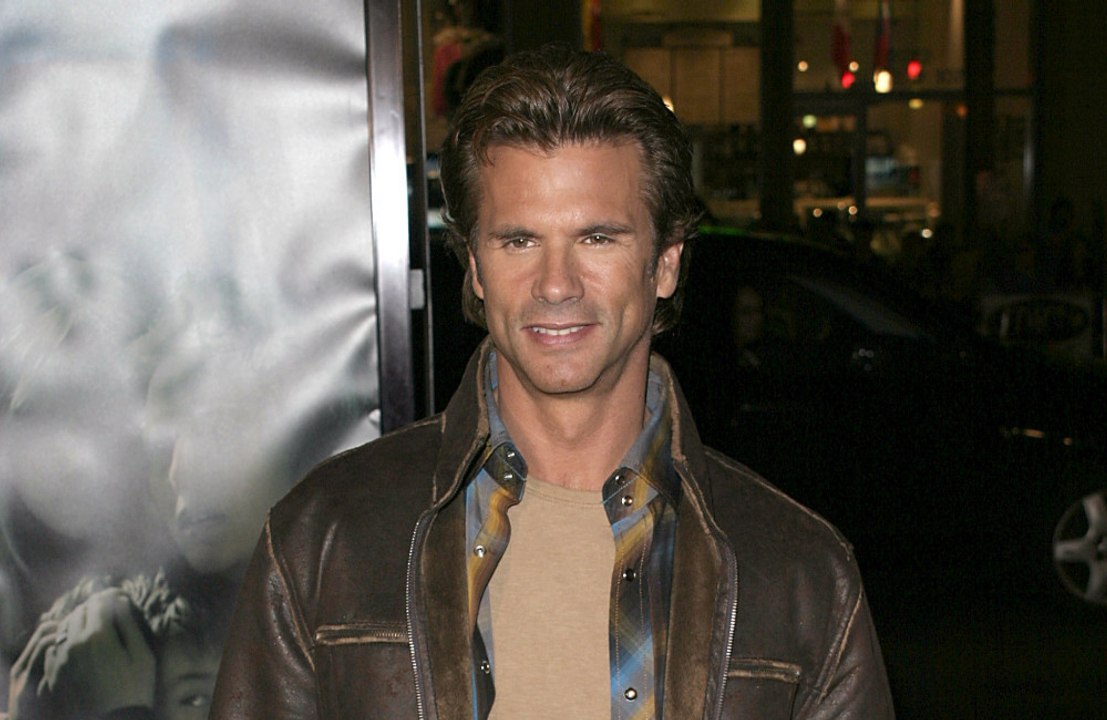 Lorenzo Lamas has ended his sixth marriage by filing for divorce from Kenna Nicole