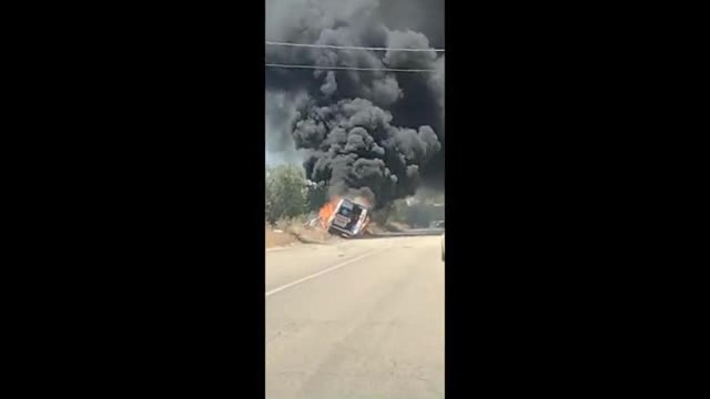Auto contro un'ambulanza, un morto e cinque feriti nel Foggiano