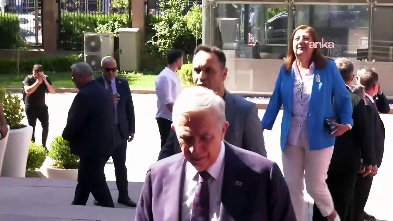 CHP Belediye Başkanları Toplantısı başladı: Yavaş'tan Çalık için çağrı