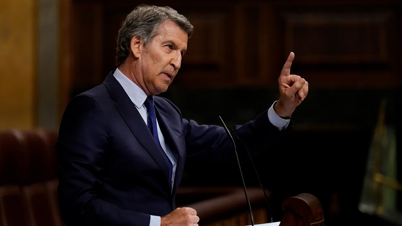 Feijóo acusa a Sánchez de haber "vivido de prostíbulos" que presuntamente pertenecen a su suegro