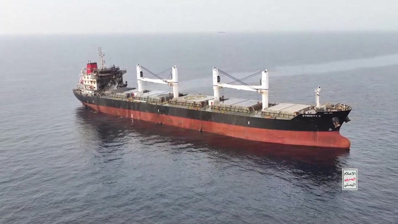 Video: Houthi rebels sink cargo ship Eternity C in Red Sea