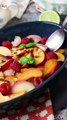 Salade de fruits: pêche abricot framboise super gourmande!