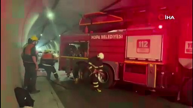 Artvin’de tüneldeki yangın tatbikatı gerçeğini aratmadı