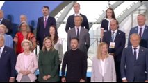 Al via la conferenza di Roma sull'Ucraina, la foto di gruppo dei leader