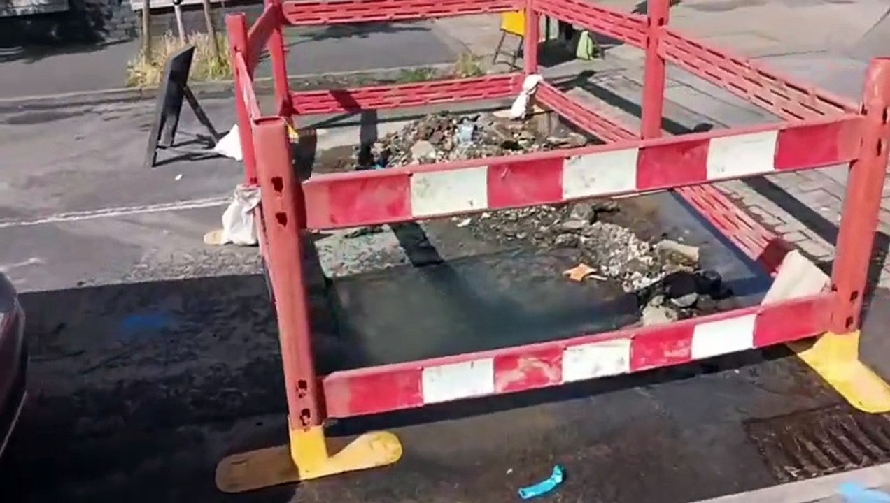 Water leak, Steade Road, Sheffield