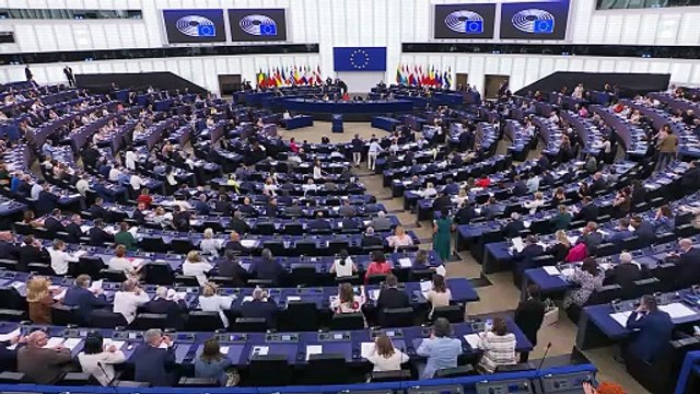 Von der Leyen supera la moción de censura de la ultraderecha con el respaldo del Parlamento Europeo