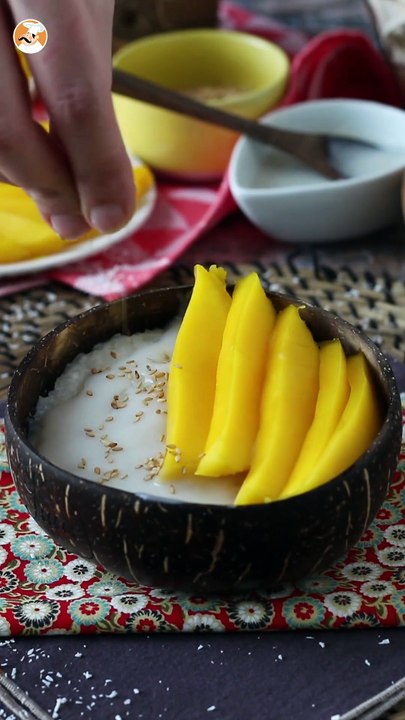 Mango sticky rice, the super comforting thai dessert