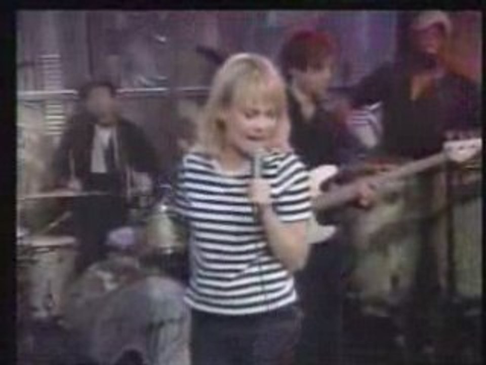 Duffy performs "Mercy" on Regis & Kelly (5.13.08)