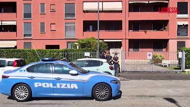 Milano, uccide la madre e si uccide gettandosi dal palazzo: le immagini dal luogo della tragedia
