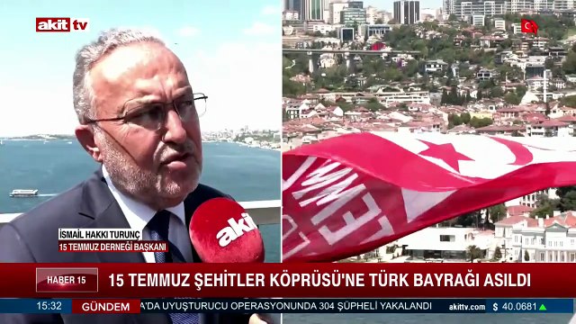 15 Temmuz Şehitler Köprüsü'ne Türk bayrağı asıldı