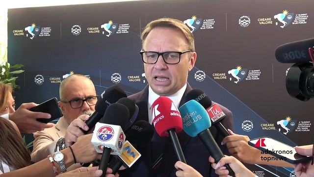 Mare, Lollobrigida: “Valorizzare il mare è la vera sfida, nonostante le criticità Ue”