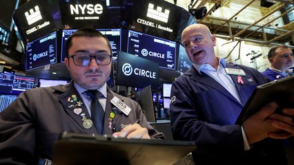 나스닥 장중 사상 최고 기록...뉴욕 증시는 트럼프 관세에 혼조세 / YTN