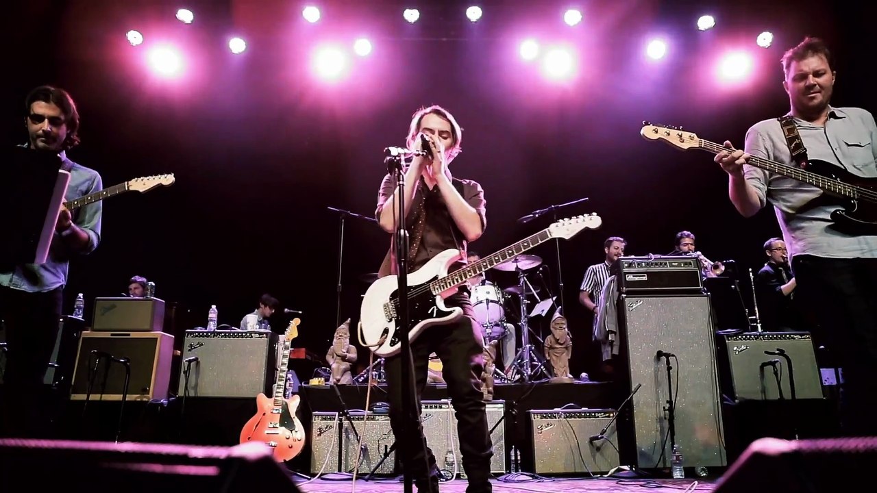 Savoy Truffle (The Beatles cover) - Dhani Harrison (live)