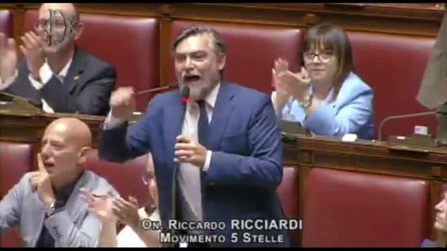 Bagarre alla Camera su elezione Geronimo La Russa all'Aci