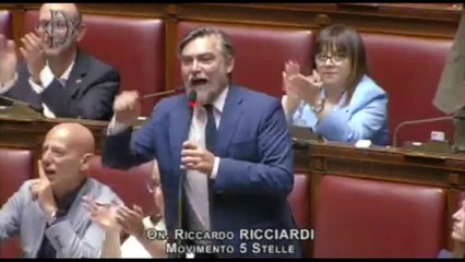 Bagarre alla Camera su elezione Geronimo La Russa all'Aci