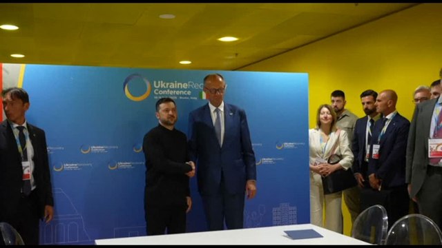 Zelensky incontra il cancelliere tedesco Merz a Roma e lo ringrazia