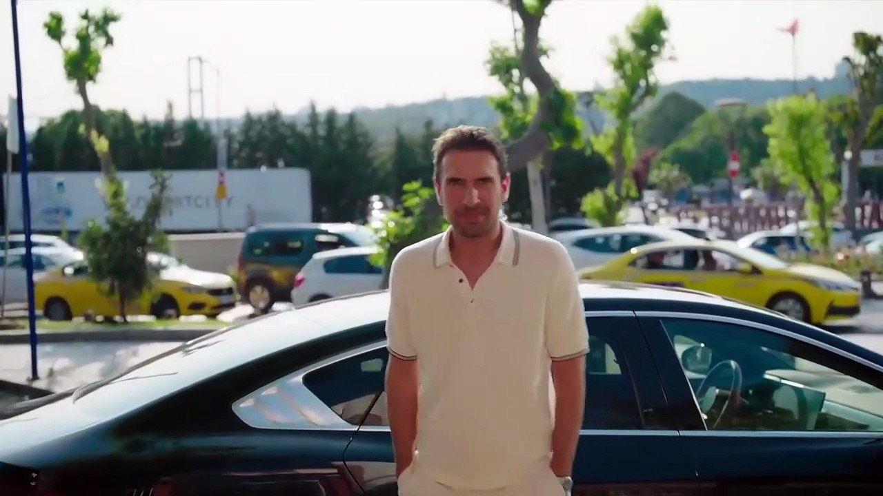 مسلسل فندق الأحلام مدبلج - الحلقة 14