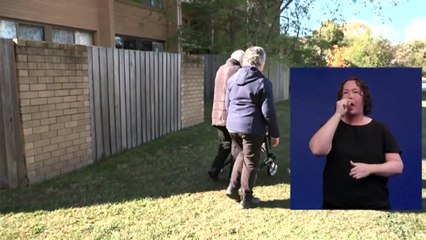 Older deaf Canberrans struggle to find Auslan-fluent health workers