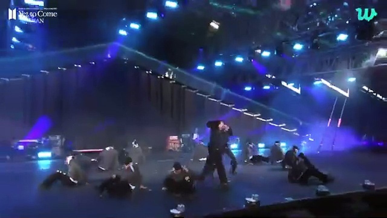 BTS - RUN BTS PERFORMANCE LIVE