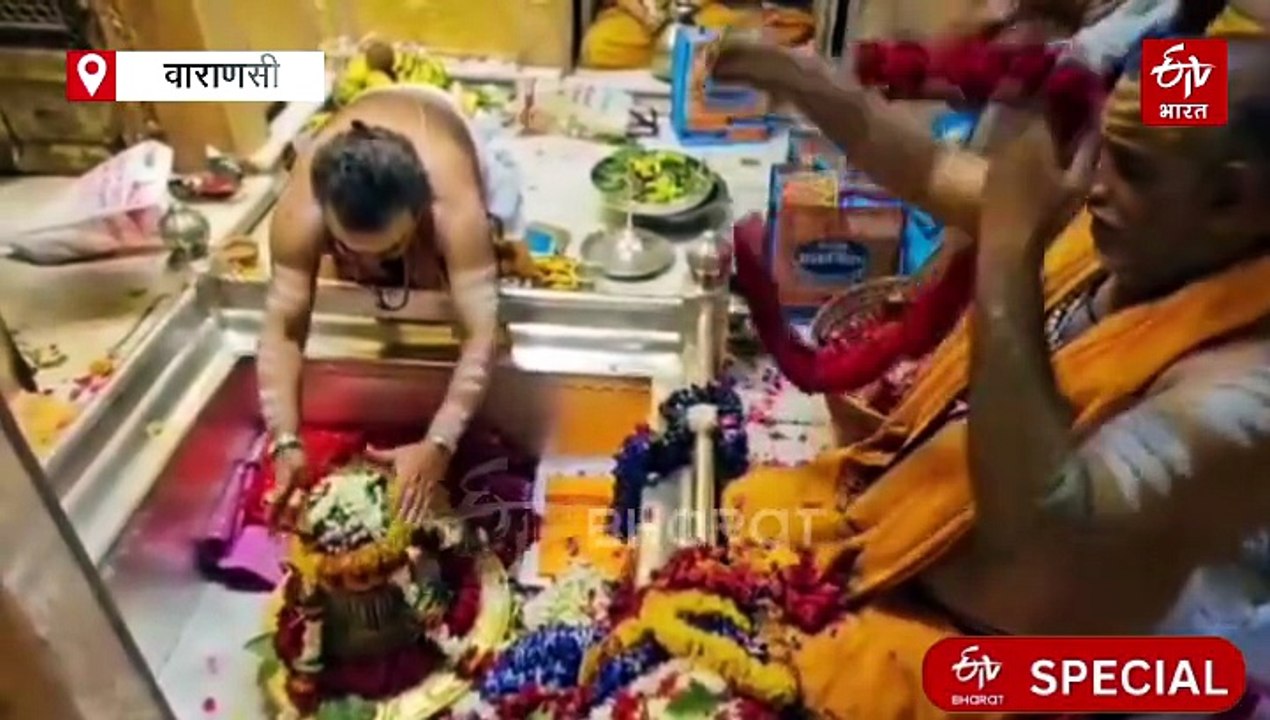 द्वादश ज्योतिर्लिंग में सर्वोपरि काशी विश्वनाथ मंदिर; जानें क्यों सावन में बाबा का जलाभिषेक करने का है विशेष महत्व?