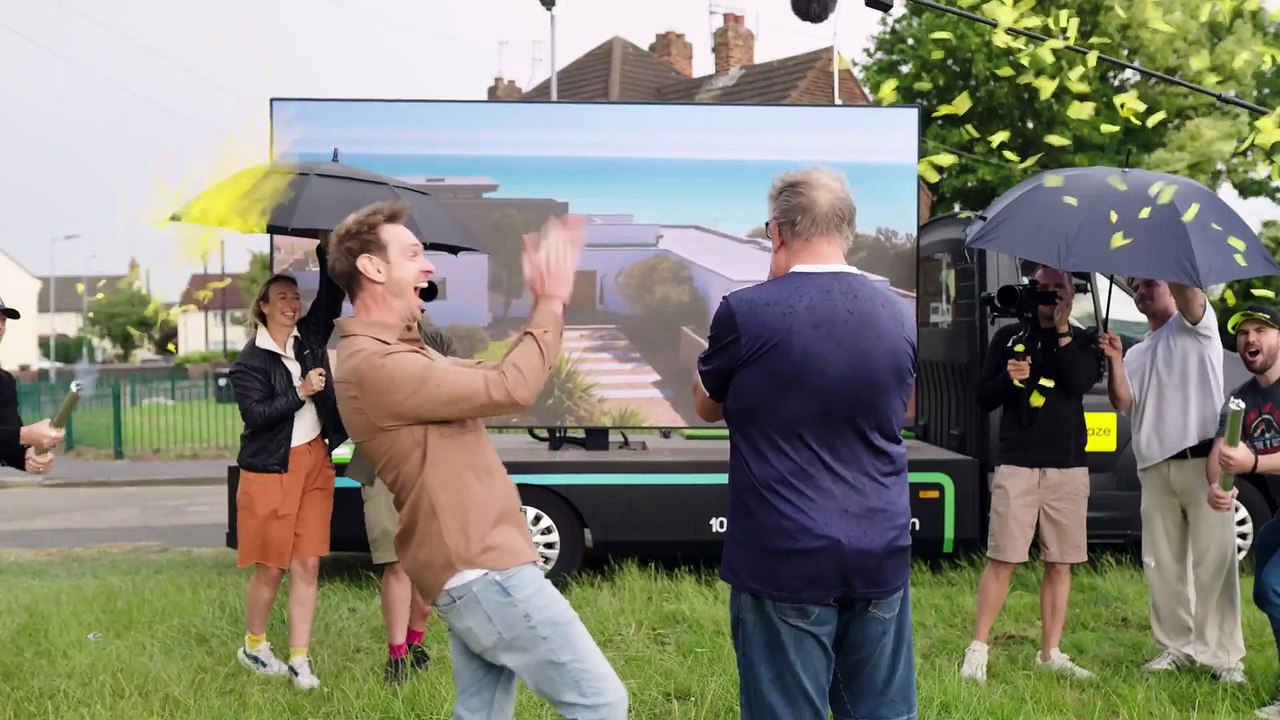 Retired Yorkshire taxi driver wins £4m beachsid...