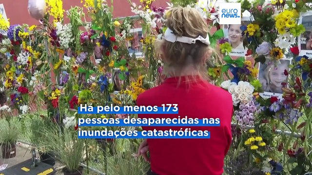 Texas presta homenagem às vítimas das inundações. 170 ainda estão desaparecidas