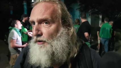 Travail de nuit : une cinquantaine de syndicalistes ont mené une action au domicile d’Yvan Verougstraete