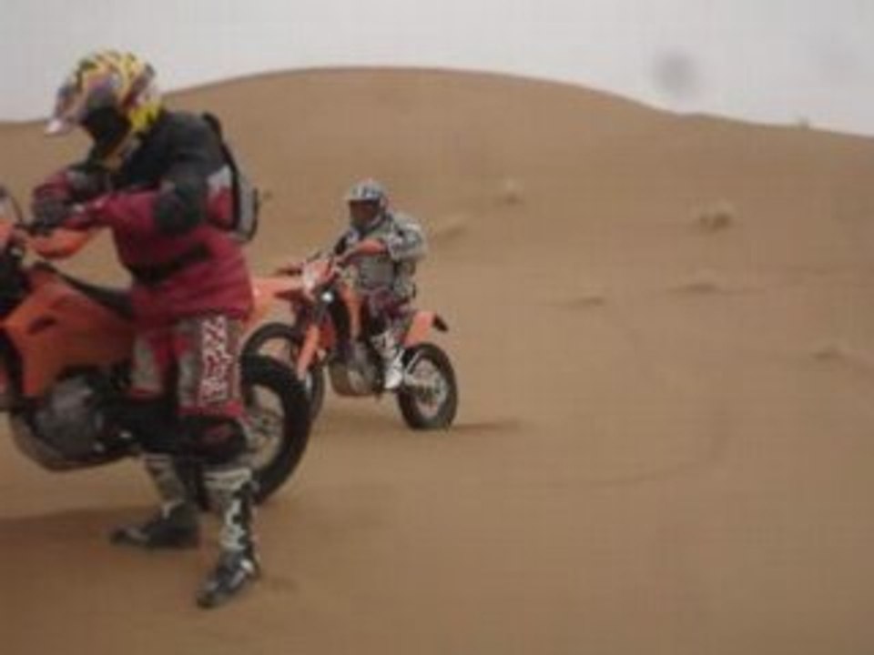 Cap Rallye : Rallye Maroc 2008 Desert 01 (www.caprallye.com)