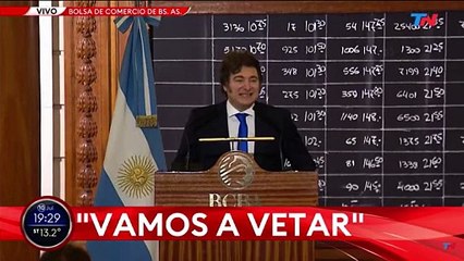 "Vamos a vetar y vamos a judicializar", dijo Milei desde la Bolsa de Comercio
