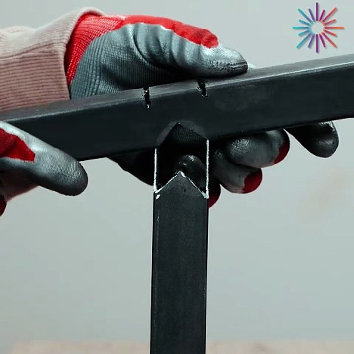 Simple but genius metal bending hack 💡⚙️