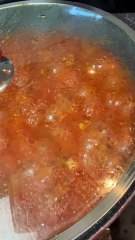 بامية بقطع اللحم على أصولها 😍 الطعم لا يقاوم وسر النكهة في التتبيلة! 🍛🔥