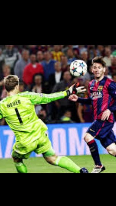 LIONEL MESSI EMBARRASSED GOALKEEPER #football #soccer #shortssport channel#sky sport news #ronaldino