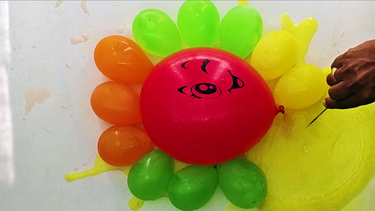Stress Relief: The Power of Popping Balloons (MUST WATCH!) #Balloonsasmr #satisfying #BalloonPopping