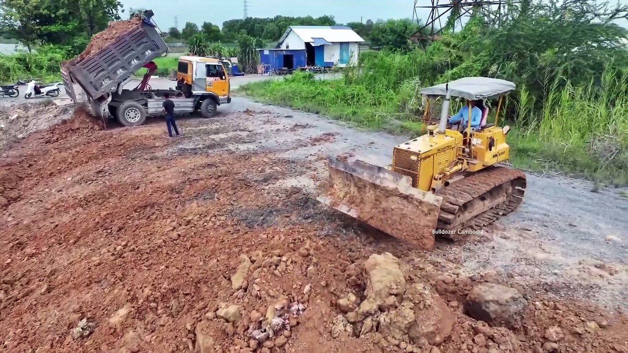 Impressive Achievement Of This Project!! Team Dump Trucks 5-TON And Bulldozer Push Land Delete Pond