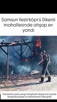 Samsun Vezirköprü Dikenli mahallesinde ahşap ev yandı