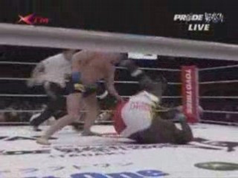 Pride shockwave 2006 - Emilianenko Fedor vs Zuluzin