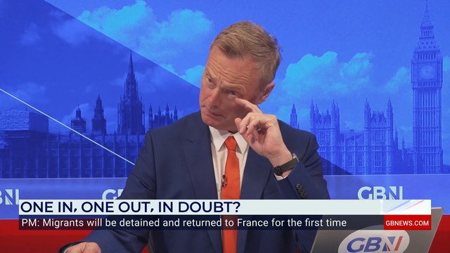 WATCH: Martin Daubney hilariously mocks 'bromance' between Keir Starmer and Emmanuel Macron: 'Brings a tear to my eye'