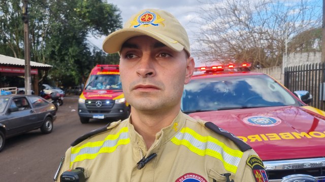 Homem foi ferido com facada no tórax e precisa de cuidados diz tenente do Corpo de Bombeiros