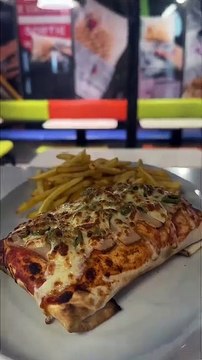 French tacos gratinated with bacon, olives, and fries #BR3 #foodlover #tacos #TacoTime #delicious