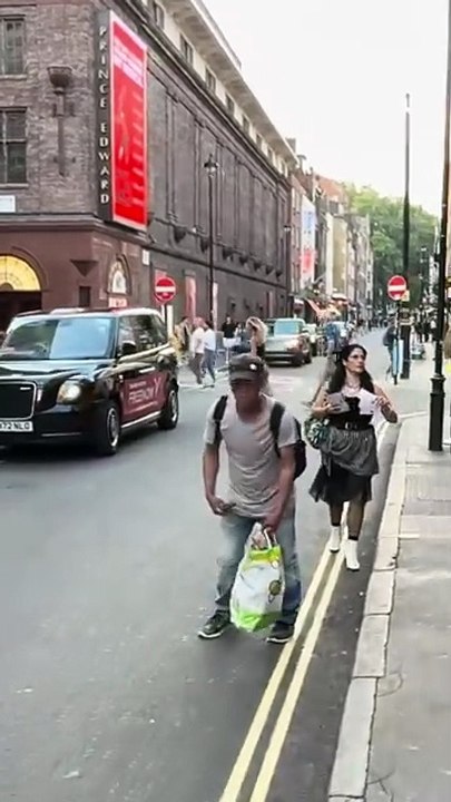 🇬🇧 No commentary, just pure London 4k vibes 🎧🚶