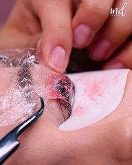 Watch the Mesmerizing Eyelash Extension Transformation ✨